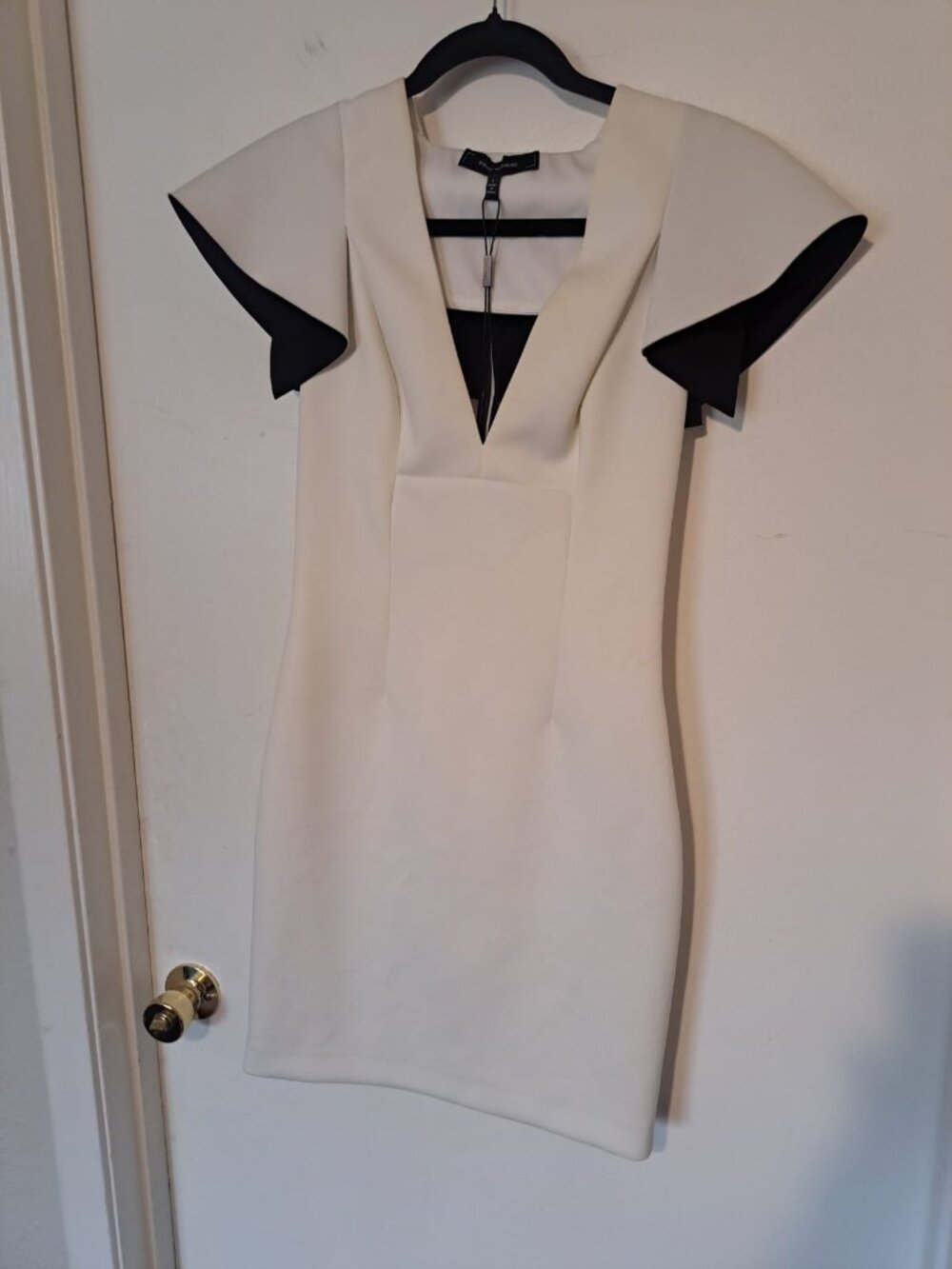 Dress, White with Black by Robert Rodriguez, Size 4, New with tags